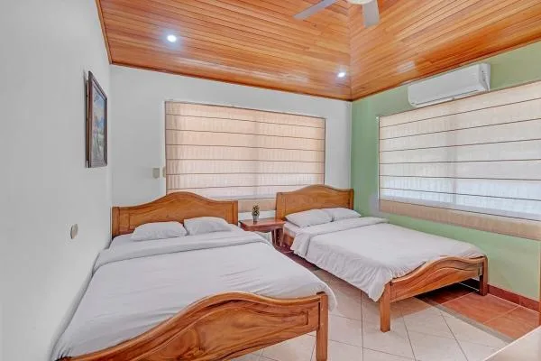 Cielo Azul — full property