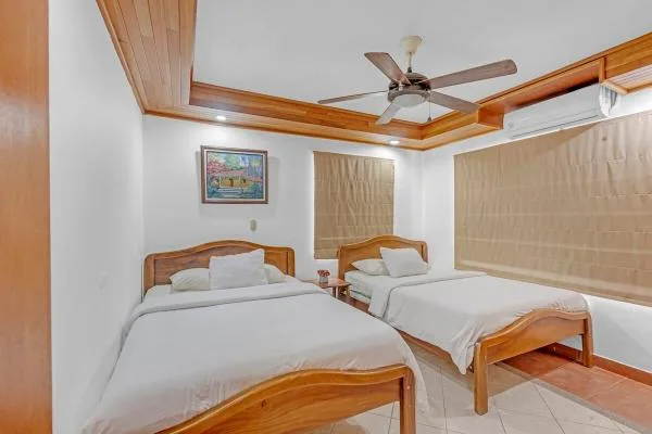 Cielo Azul — full property