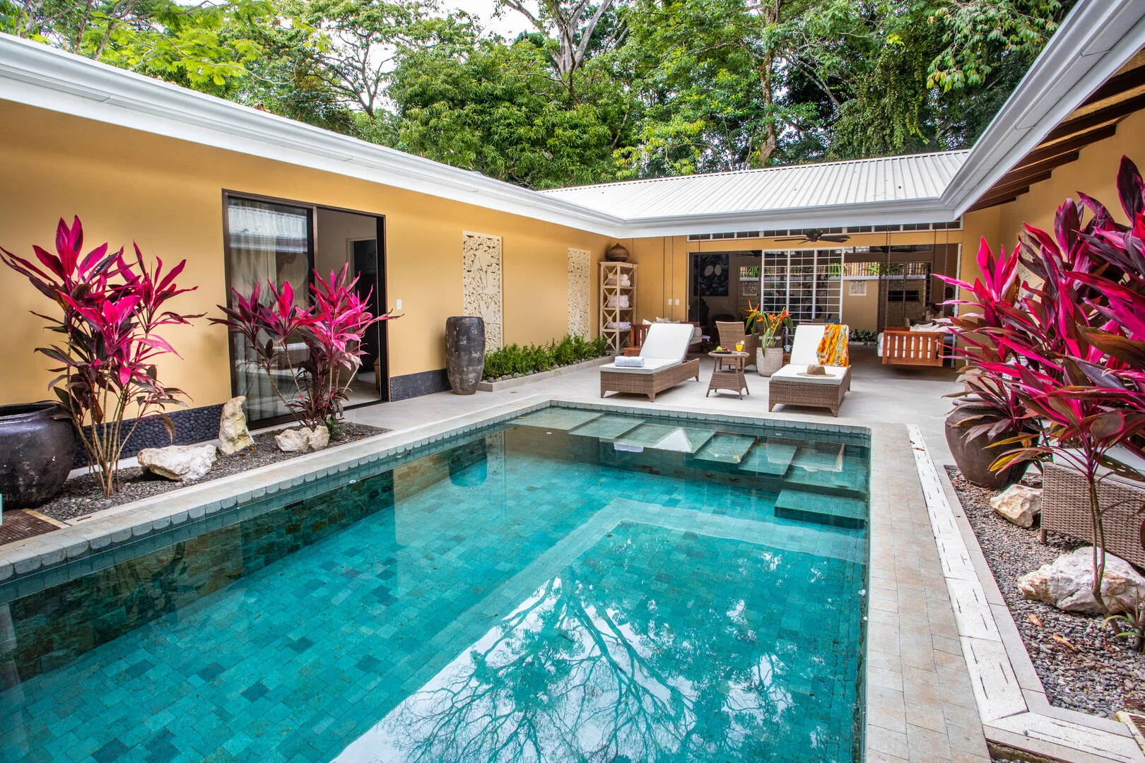 MA-07 — Manuel Antonio Villa