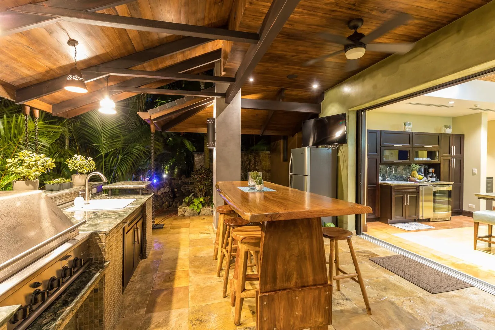 MA-16 — Ocean View Villa in Manuel Antonio