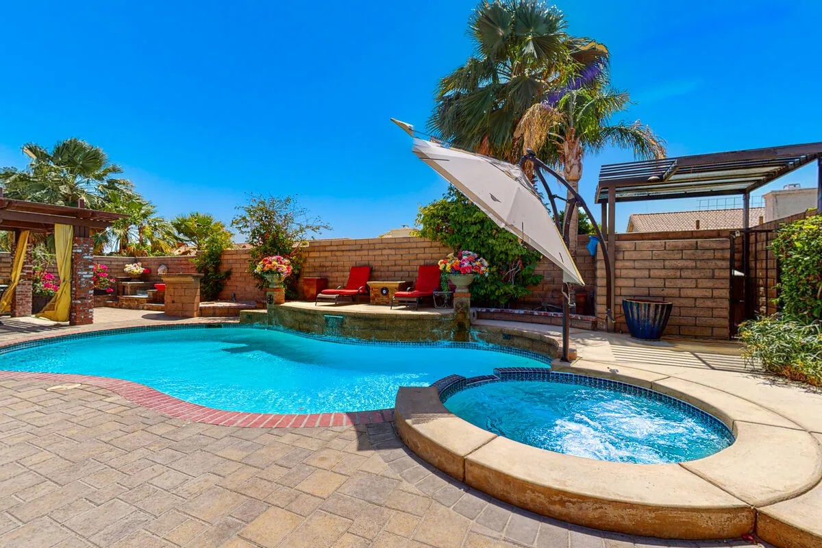 Escape To La Quinta
