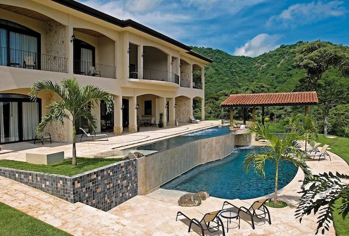 GP-02 — Papagayo Deluxe Beach House