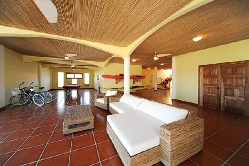 FL-05 — Playa Flamingo Luxury Villa And Pet Friendly