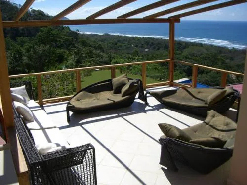 NI-09 — Santa Teresa Vacation Villa