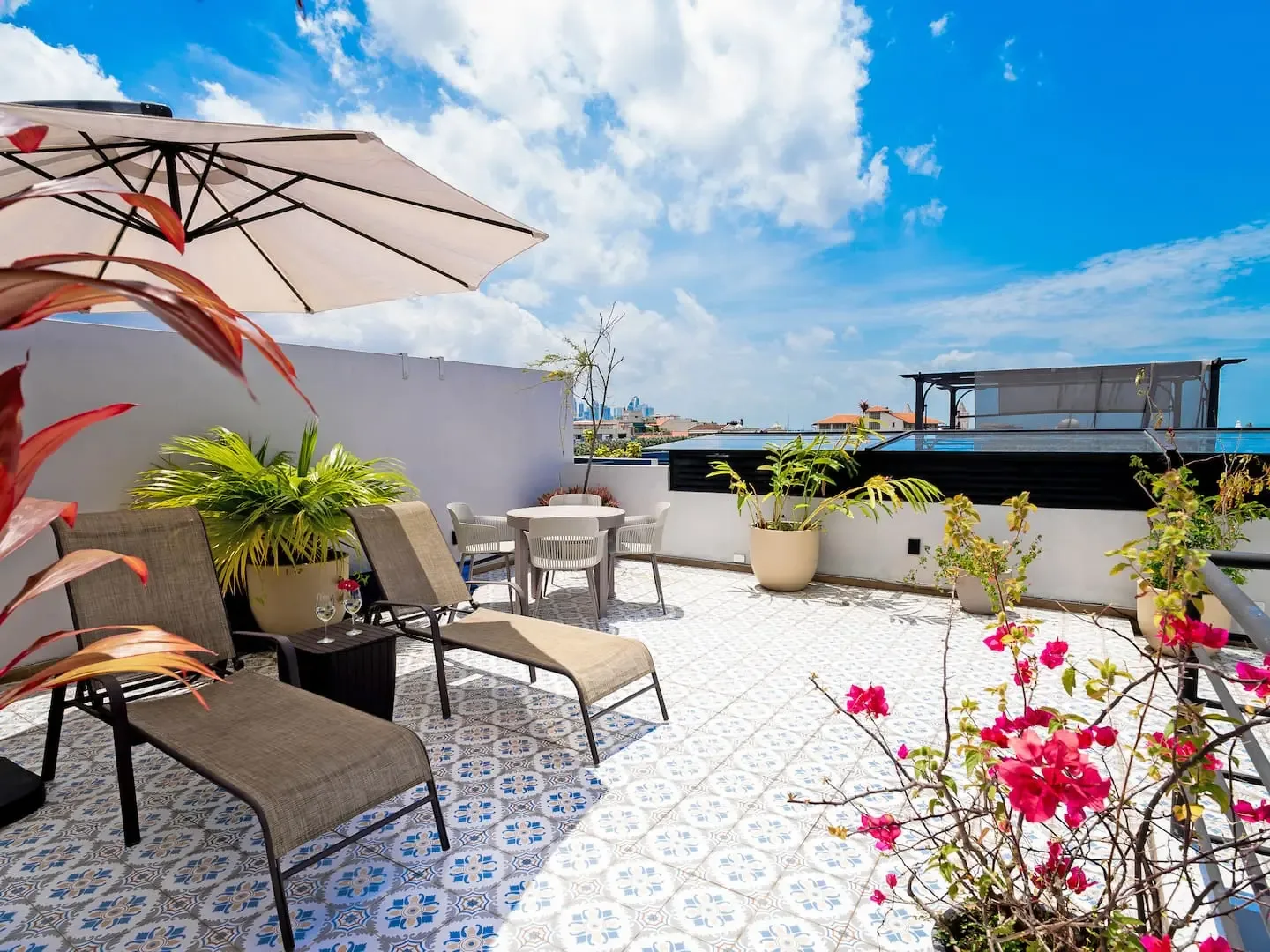 The  Rooftop Condo by AcoModo @Casco Viejo