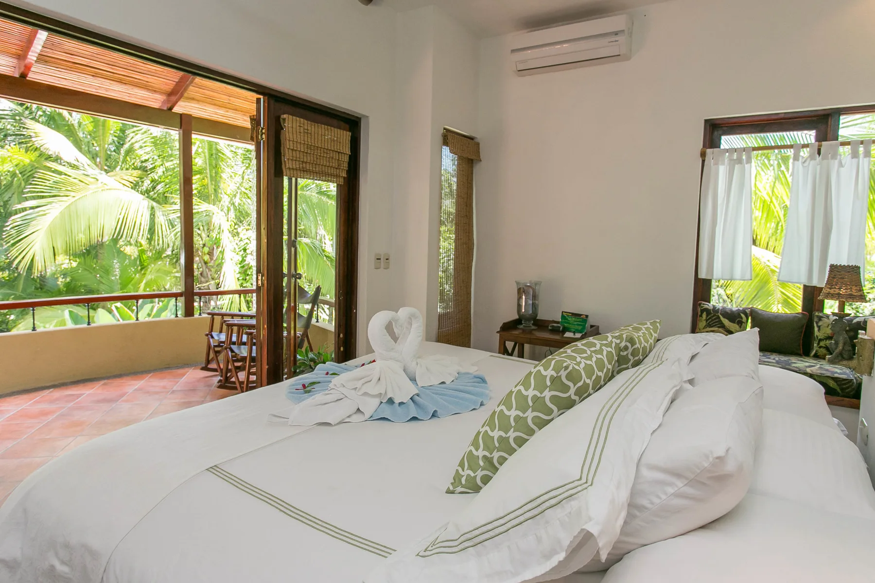 MA-19 — Manuel Antonio Beachfront Vacation Home