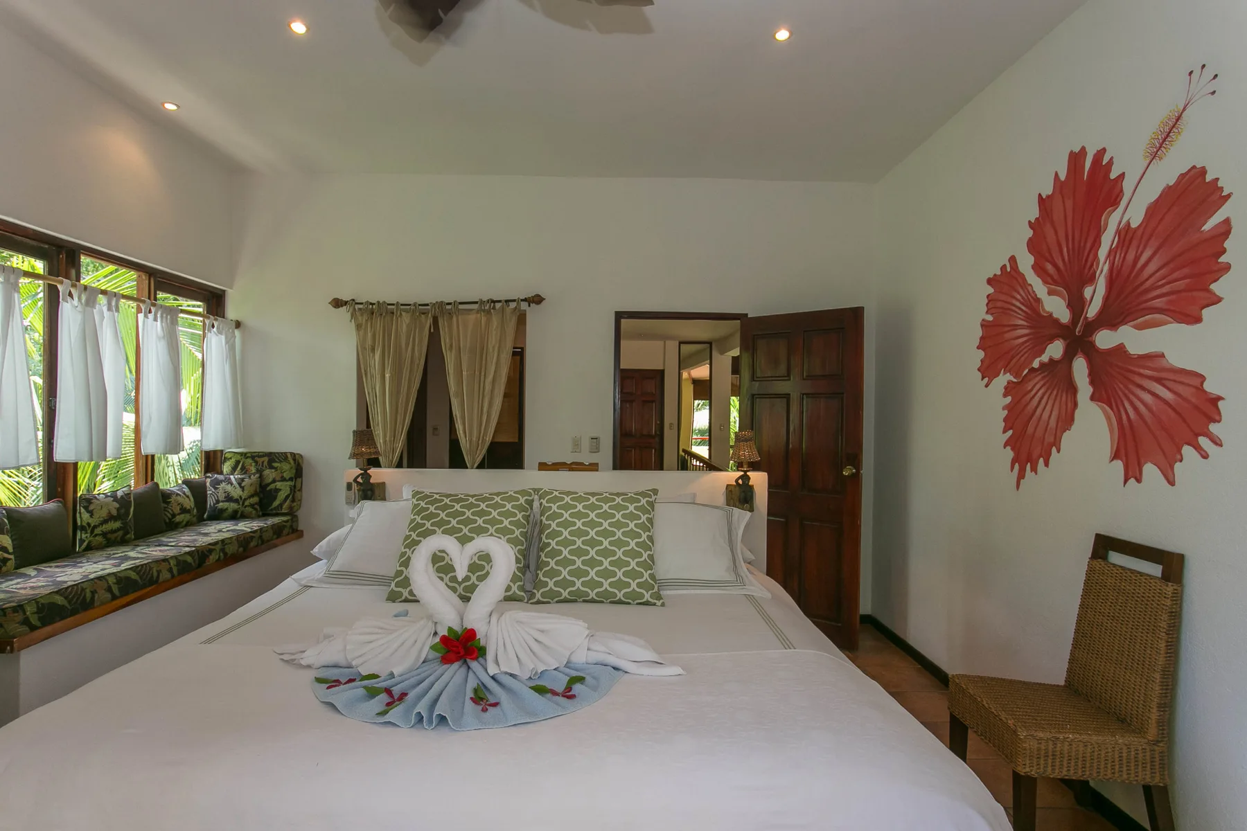 MA-19 — Manuel Antonio Beachfront Vacation Home