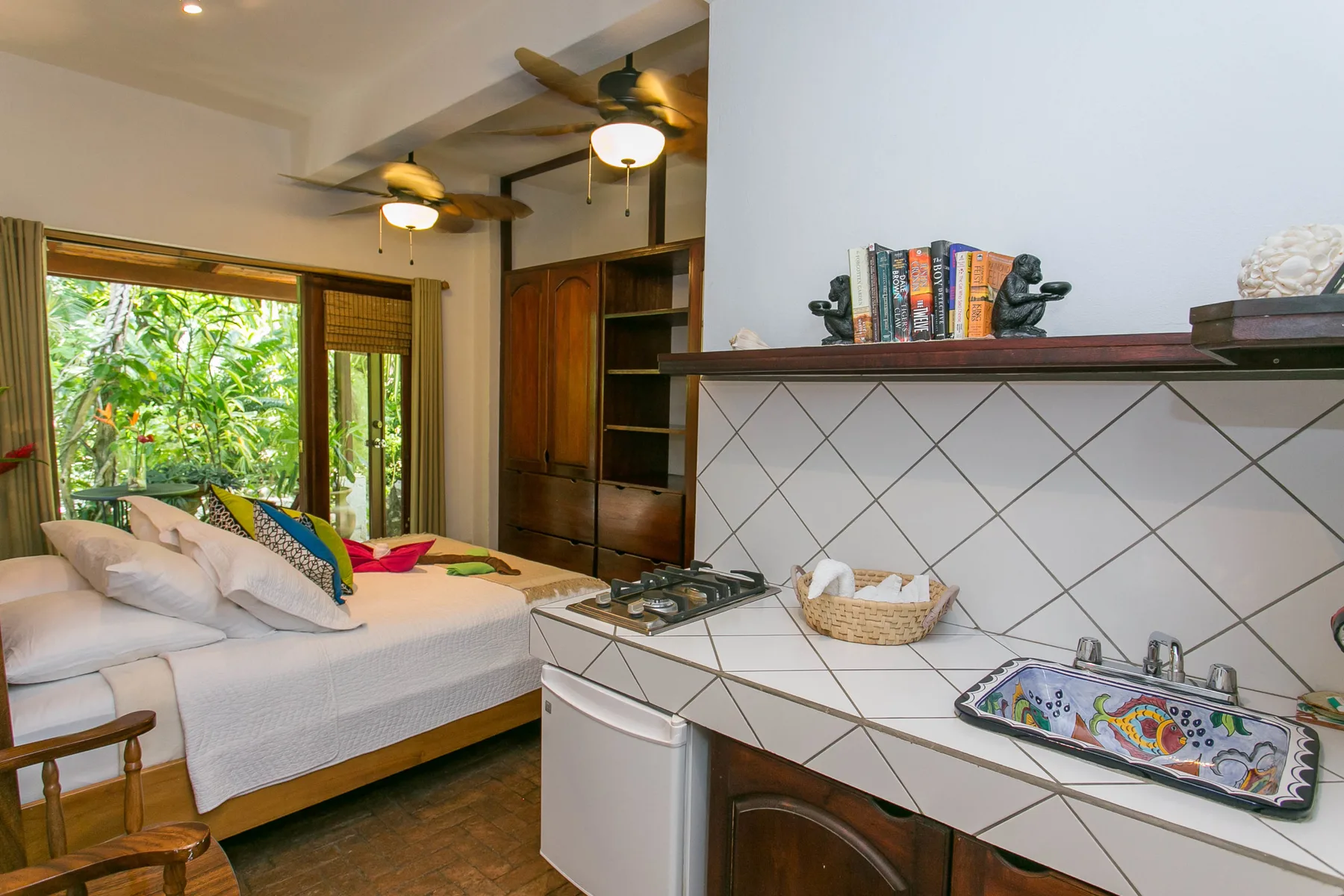 MA-19 — Manuel Antonio Beachfront Vacation Home