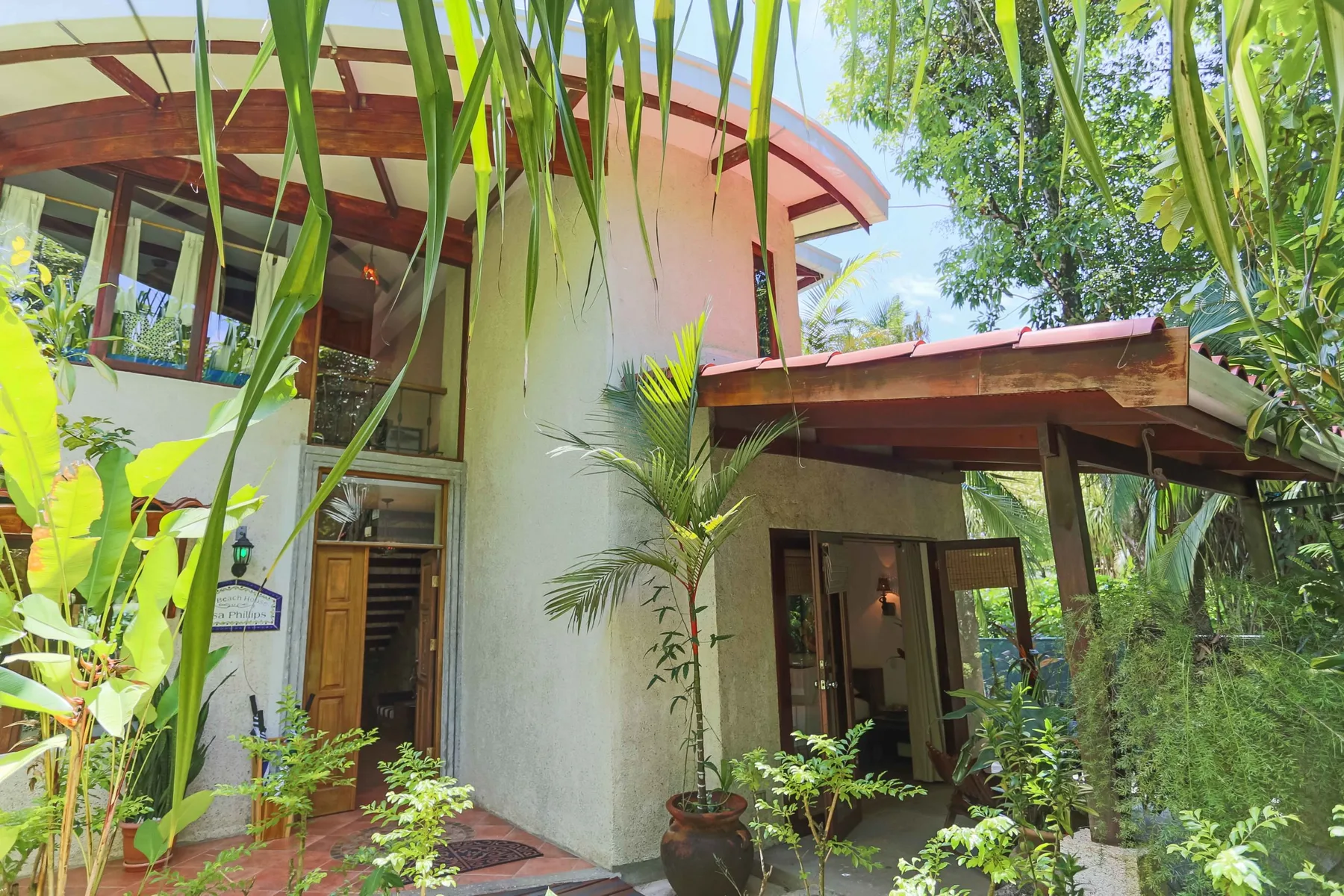 MA-19 — Manuel Antonio Beachfront Vacation Home