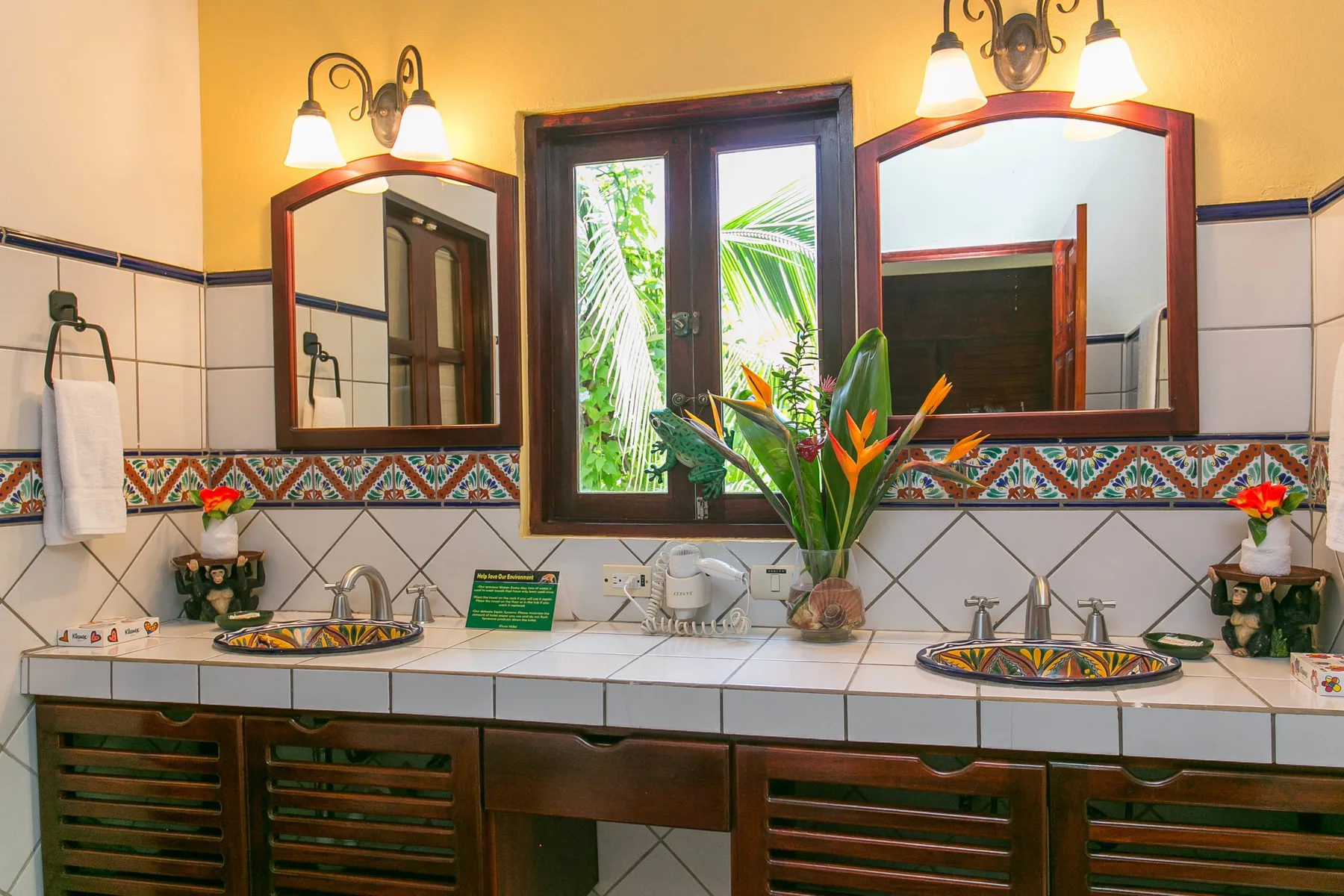 MA-19 — Manuel Antonio Beachfront Vacation Home