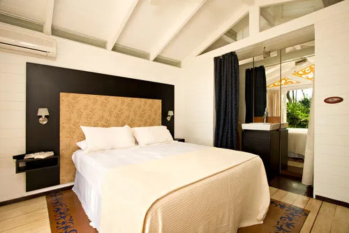 TA-01 — Playa Junquillal Beachfront Villa
