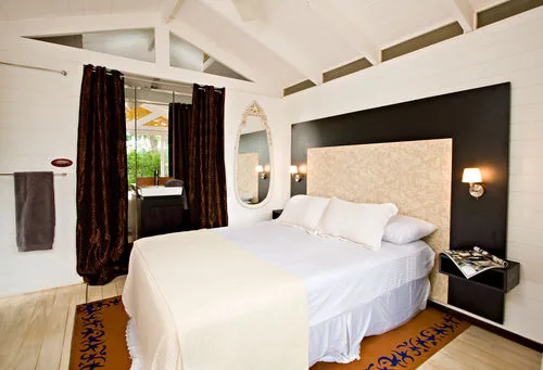 TA-01 — Playa Junquillal Beachfront Villa