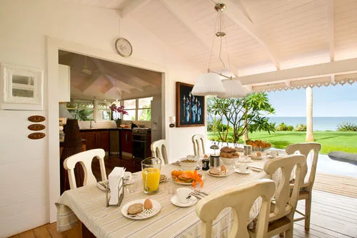 TA-01 — Playa Junquillal Beachfront Villa