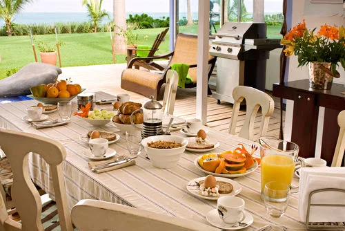 TA-01 — Playa Junquillal Beachfront Villa