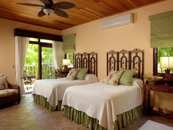 CA-05 — Cabrera Beachfront Rental