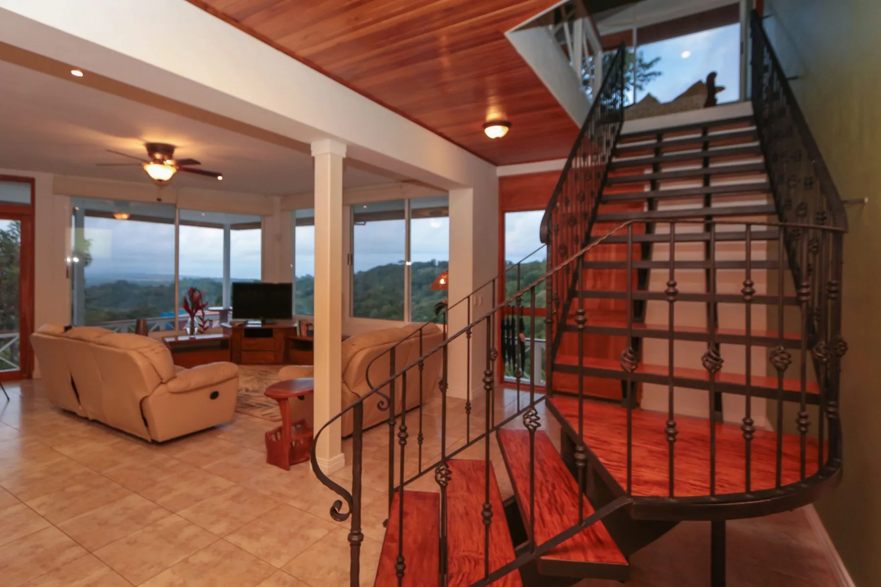 MA-36 — Manuel Antonio Vacation Villa