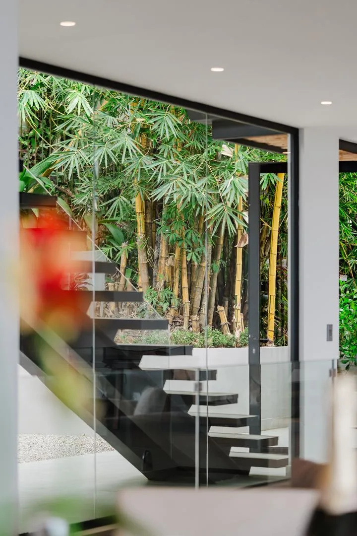 MA-22 — Contemporary Ocean-View Villa