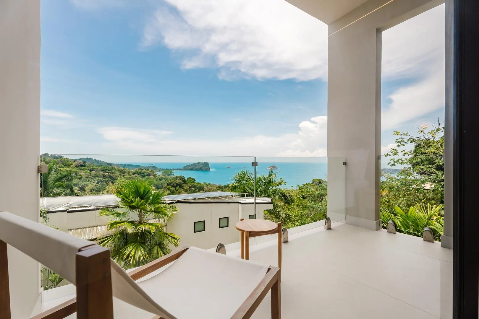 MA-22 — Contemporary Ocean-View Villa