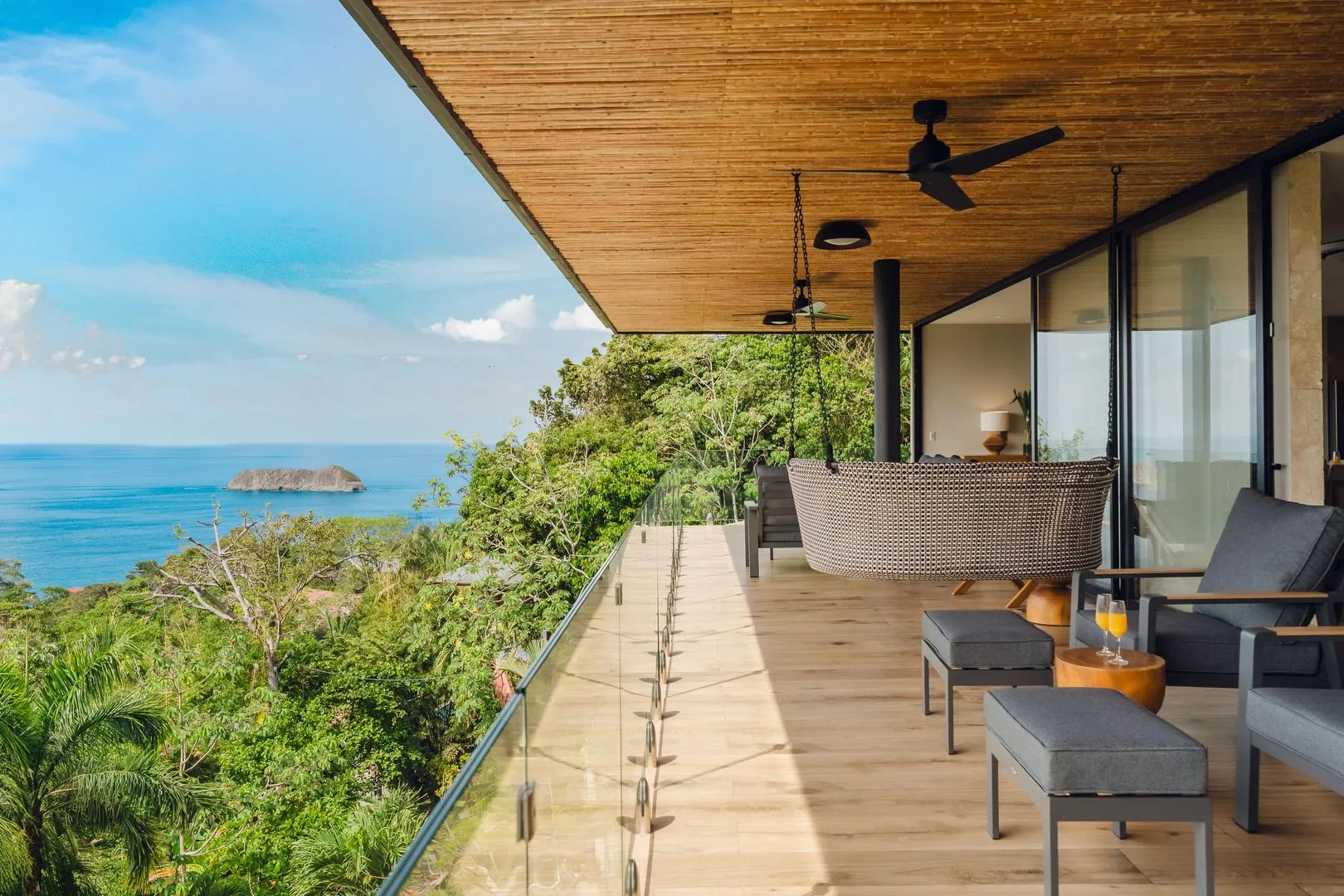 MA-22 — Contemporary Ocean-View Villa