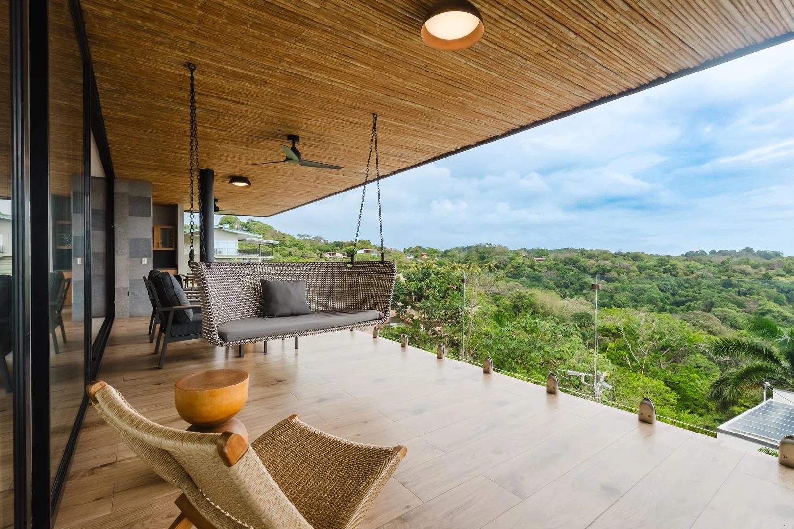 MA-22 — Contemporary Ocean-View Villa