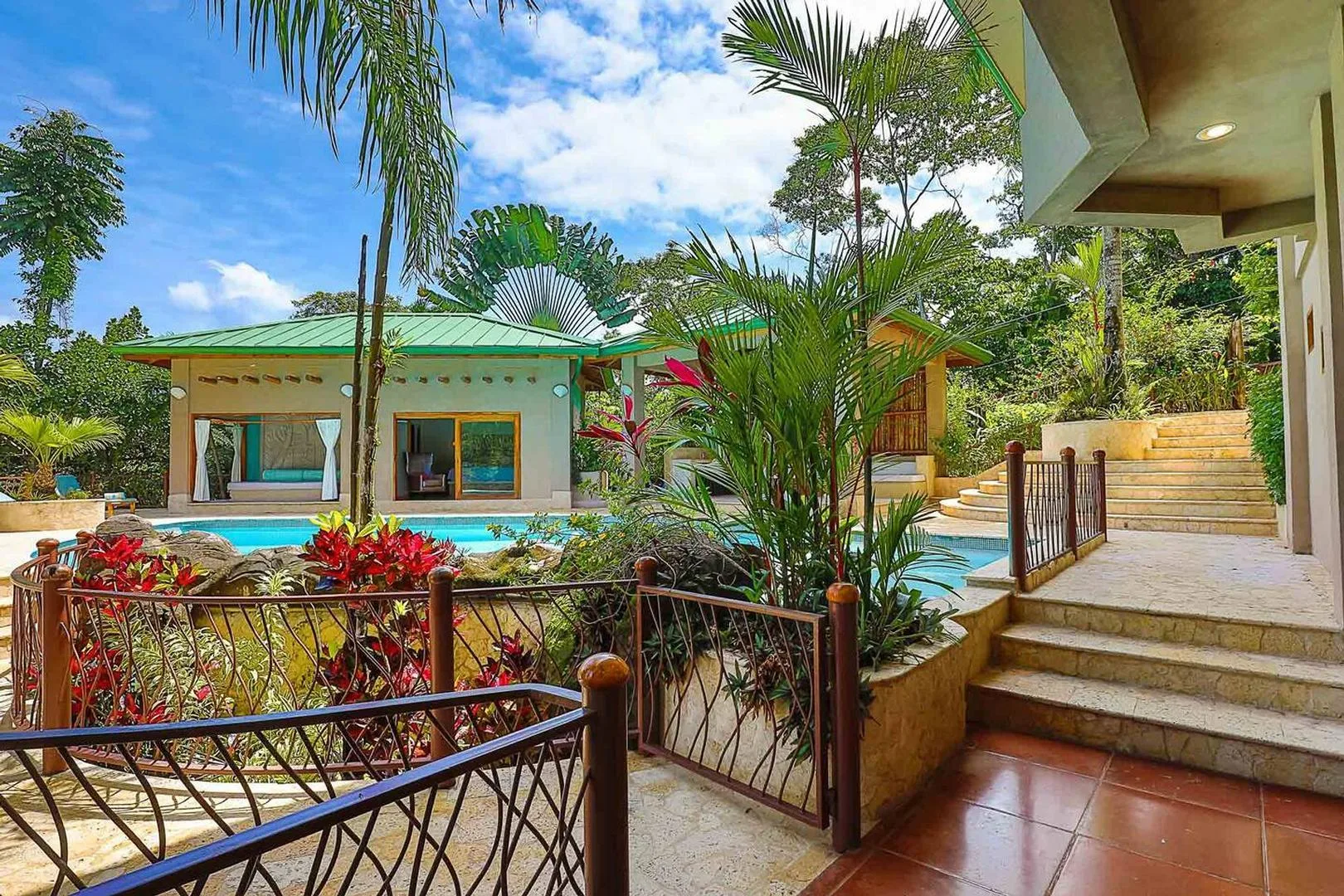 MA-35 — Spacious Home with Large Pool in Tropical Jungle Setting