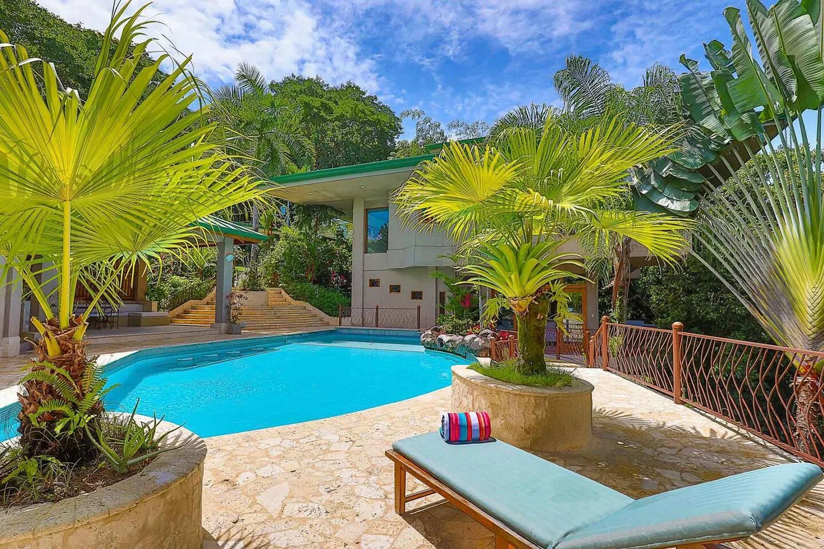 MA-35 — Spacious Home with Large Pool in Tropical Jungle Setting