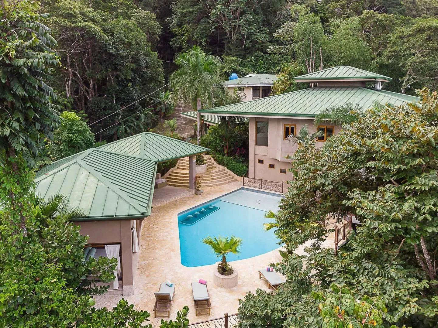 MA-35 — Spacious Home with Large Pool in Tropical Jungle Setting