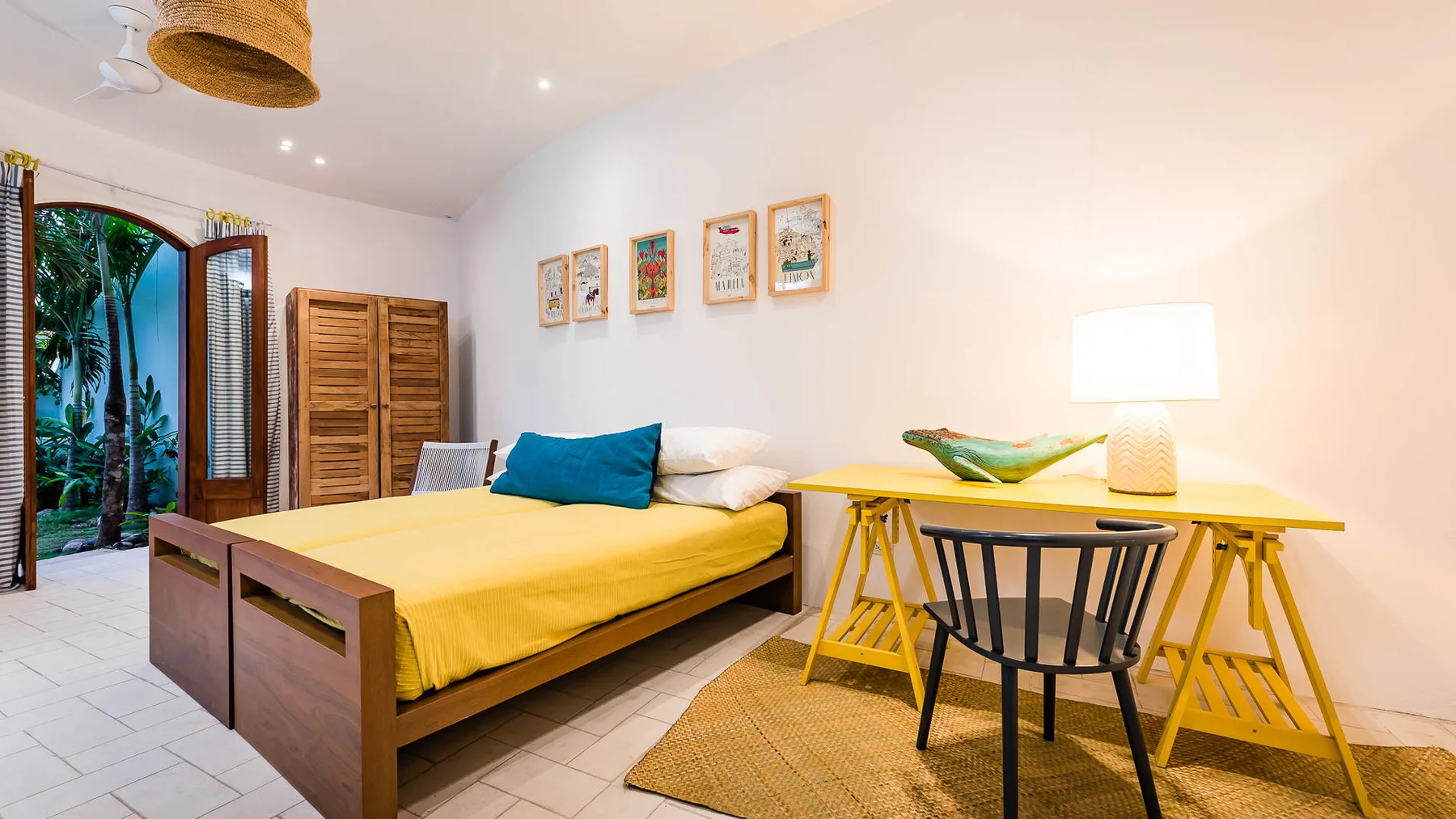 FL-12 — Playa Flamingo Beach Front Family Vacation Rental