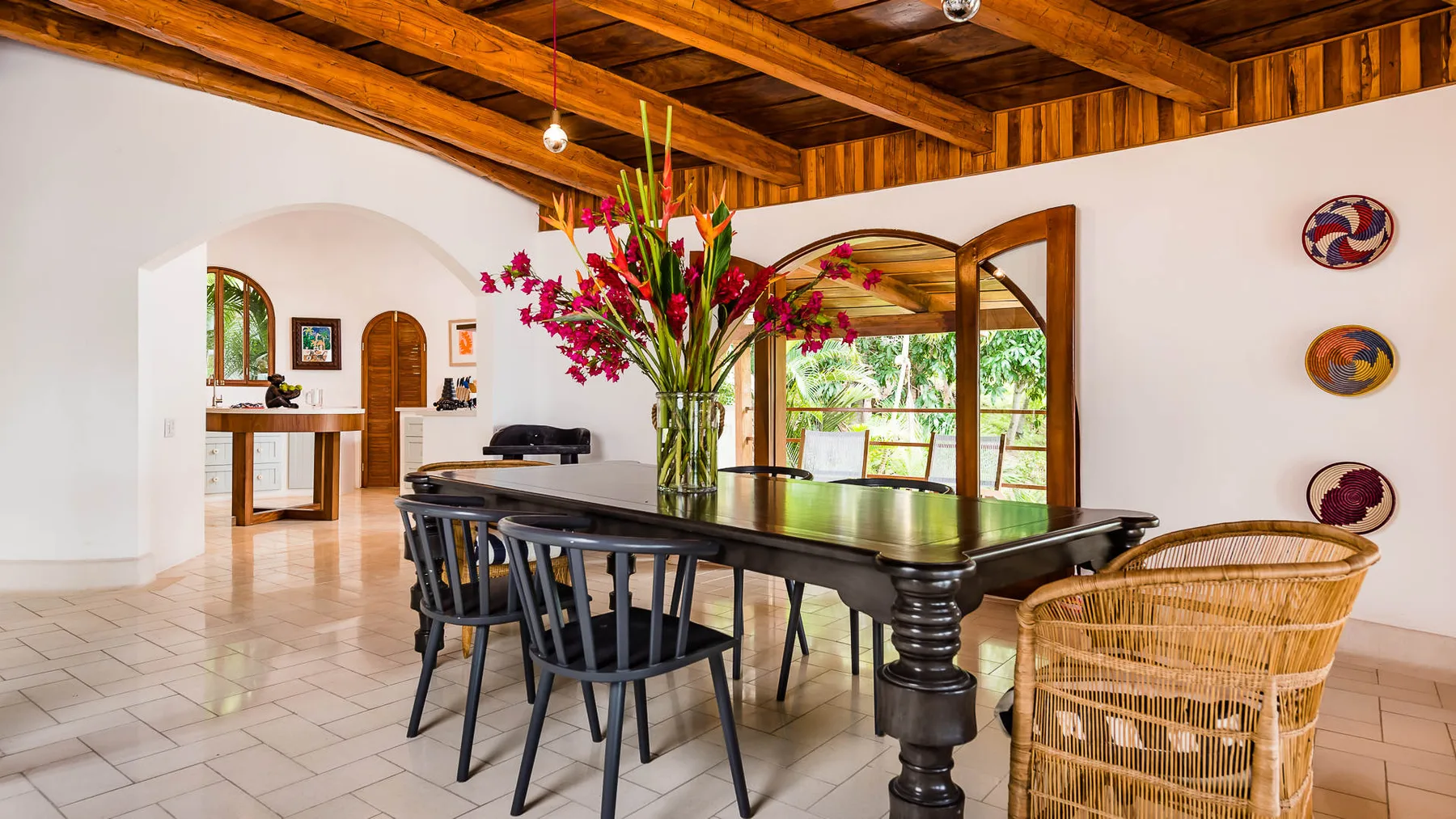 FL-12 — Playa Flamingo Beach Front Family Vacation Rental