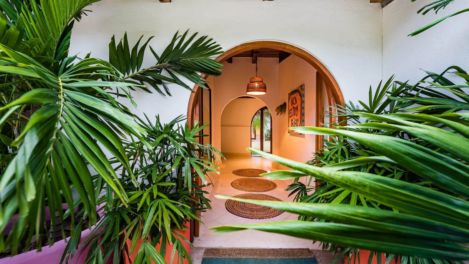 FL-12 — Playa Flamingo Beach Front Family Vacation Rental