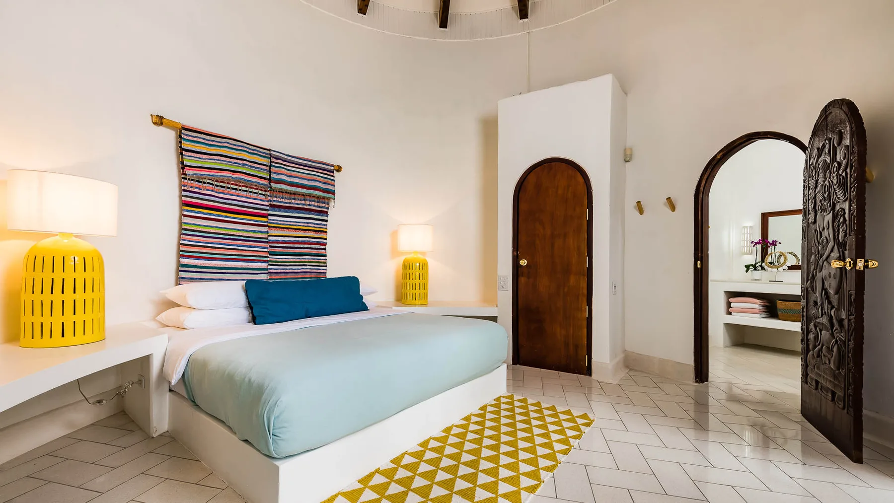 FL-12 — Playa Flamingo Beach Front Family Vacation Rental