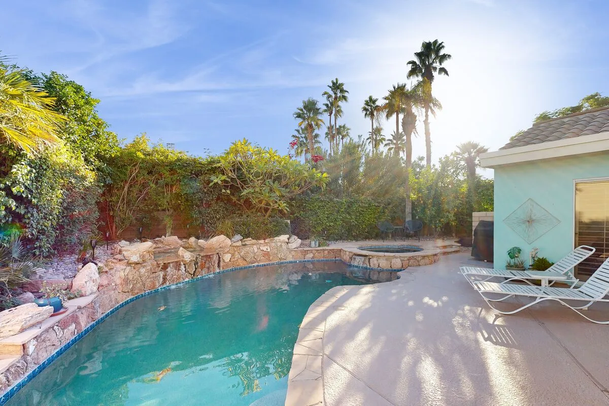 Desert Breeze Oasis