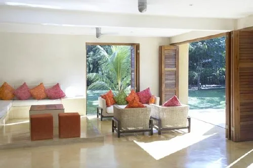 NI-06 — Mal Pais Beach Front Rental