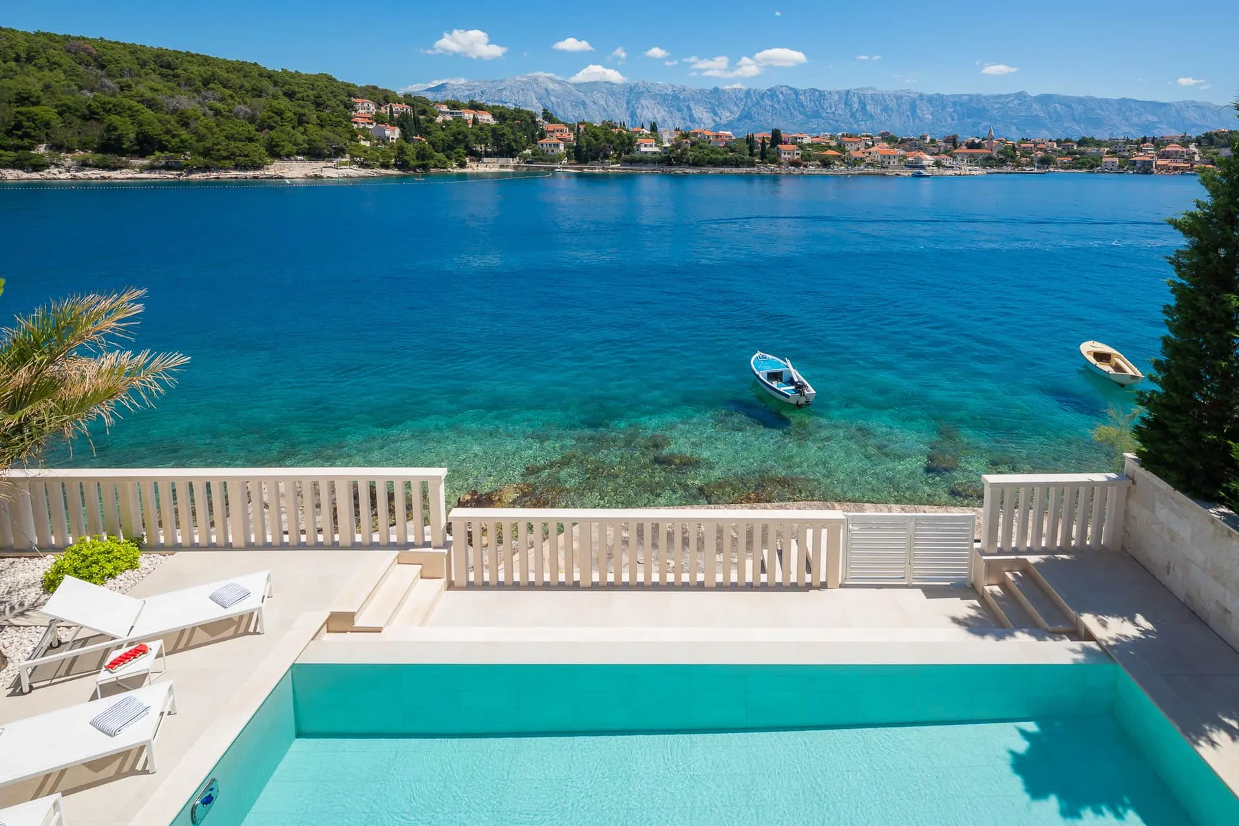 Villa More