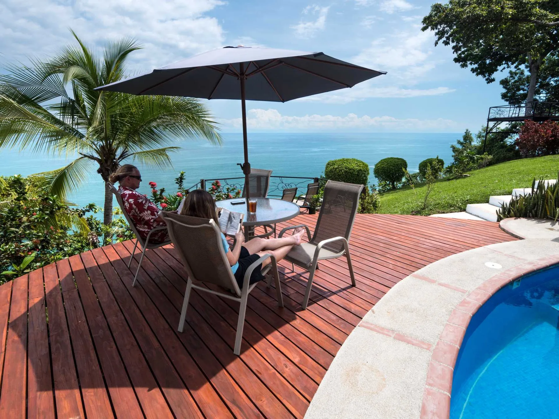 DO-01 — Oceanfront Villa in Dominical