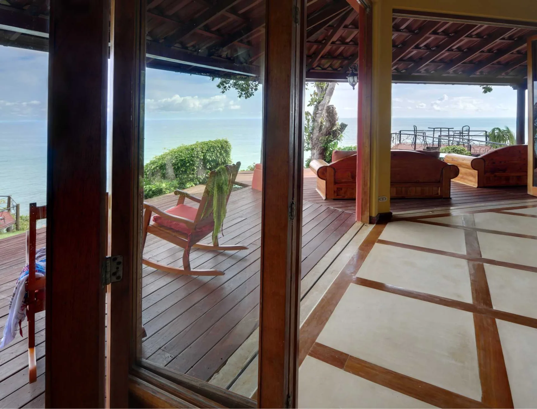 DO-01 — Oceanfront Villa in Dominical
