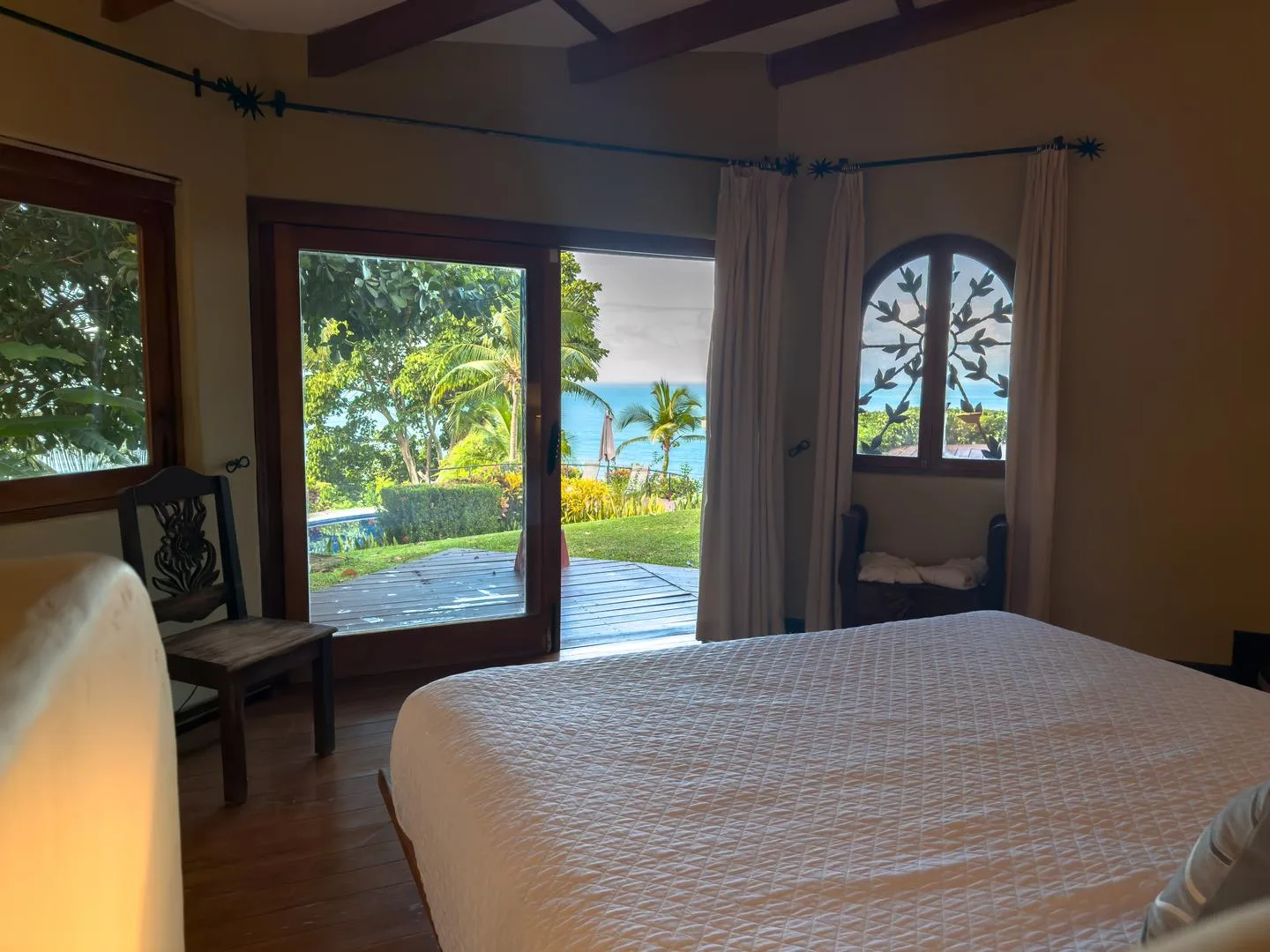 DO-01 — Oceanfront Villa in Dominical