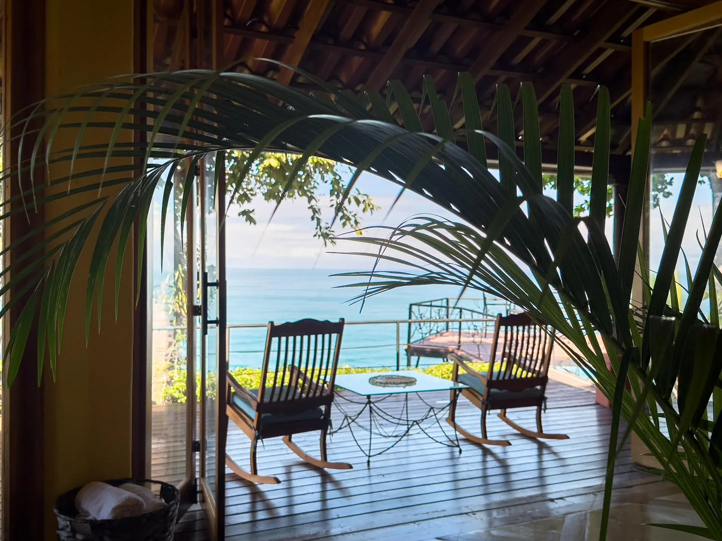 DO-01 — Oceanfront Villa in Dominical