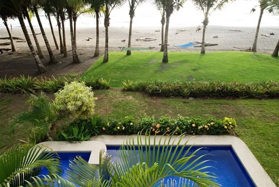 JA-08 — Jaco Beachfront Villa In Hermosa Palms