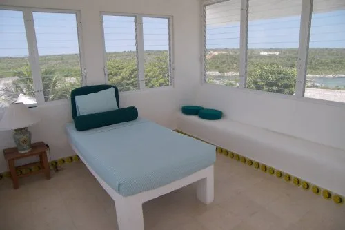 AK-08 — Yal Ku Lagoon Coastal Home