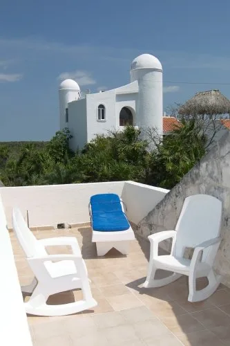 AK-08 — Yal Ku Lagoon Coastal Home