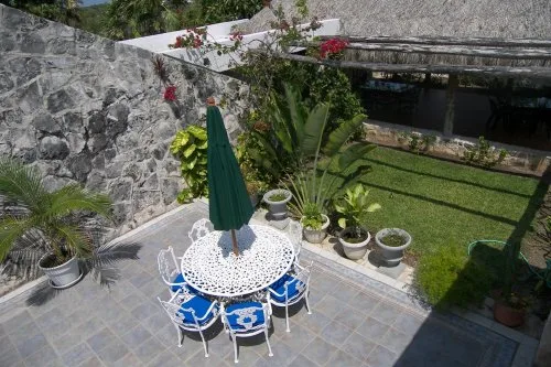 AK-08 — Yal Ku Lagoon Coastal Home