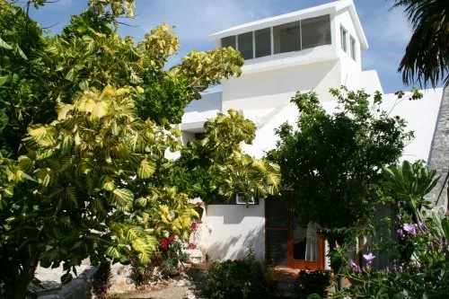 AK-08 — Yal Ku Lagoon Coastal Home