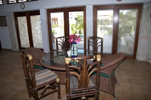 AK-08 — Yal Ku Lagoon Coastal Home