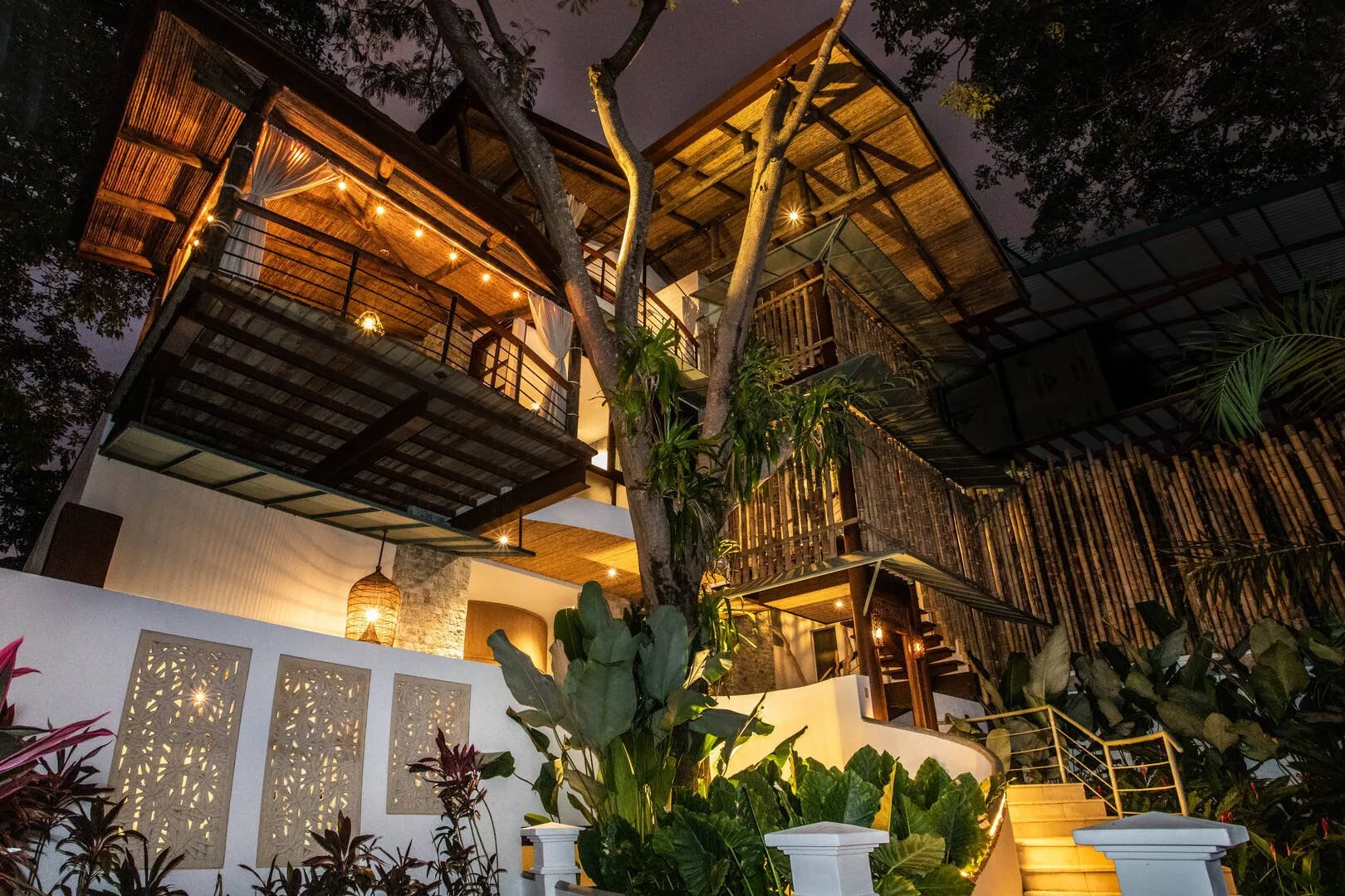 MA-12 — Ocean & Rainforest View Villa
