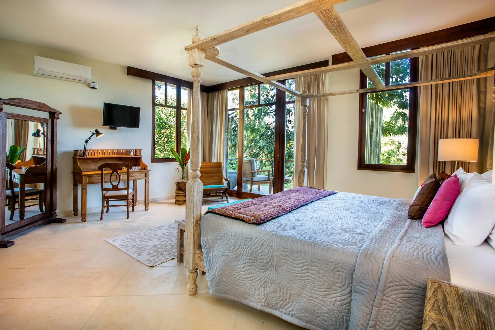 MA-12 — Ocean & Rainforest View Villa