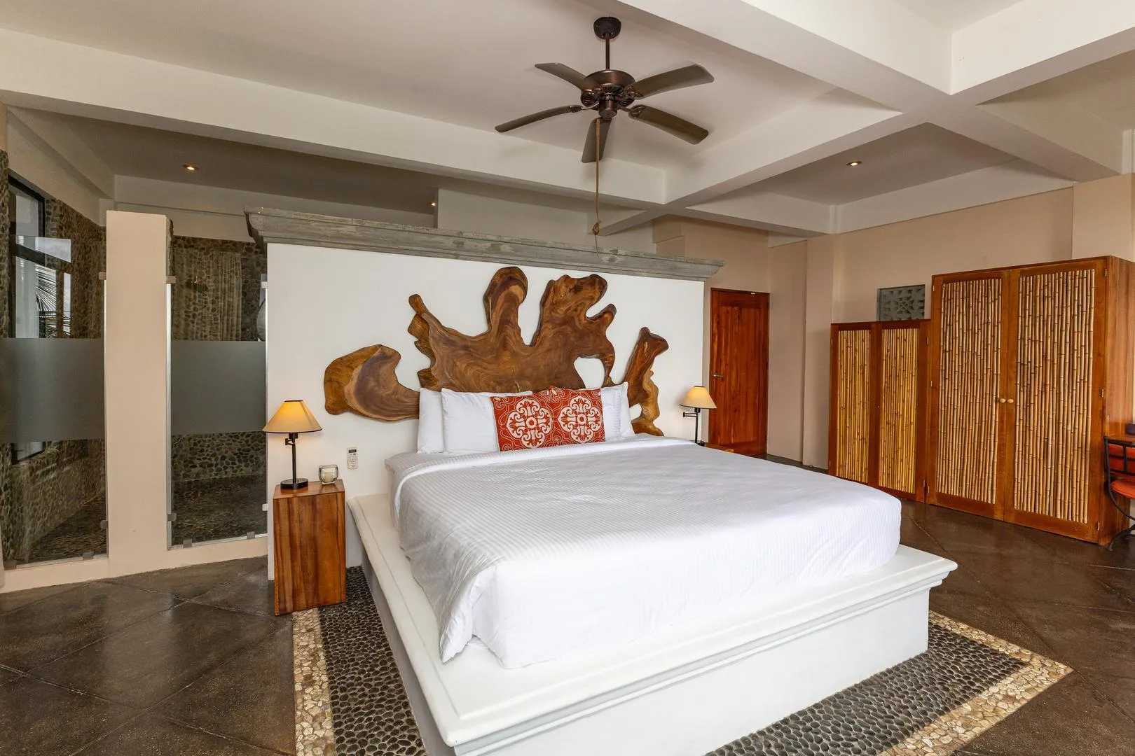 MA-02 — Hilltop Villa in Manuel Antonio