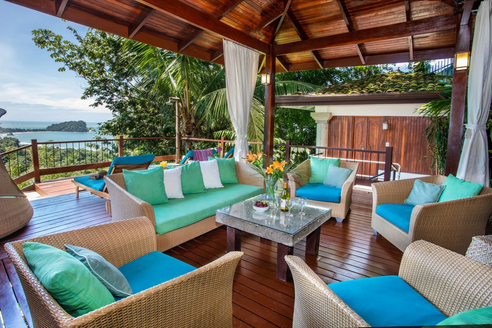 MA-02 — Hilltop Villa in Manuel Antonio