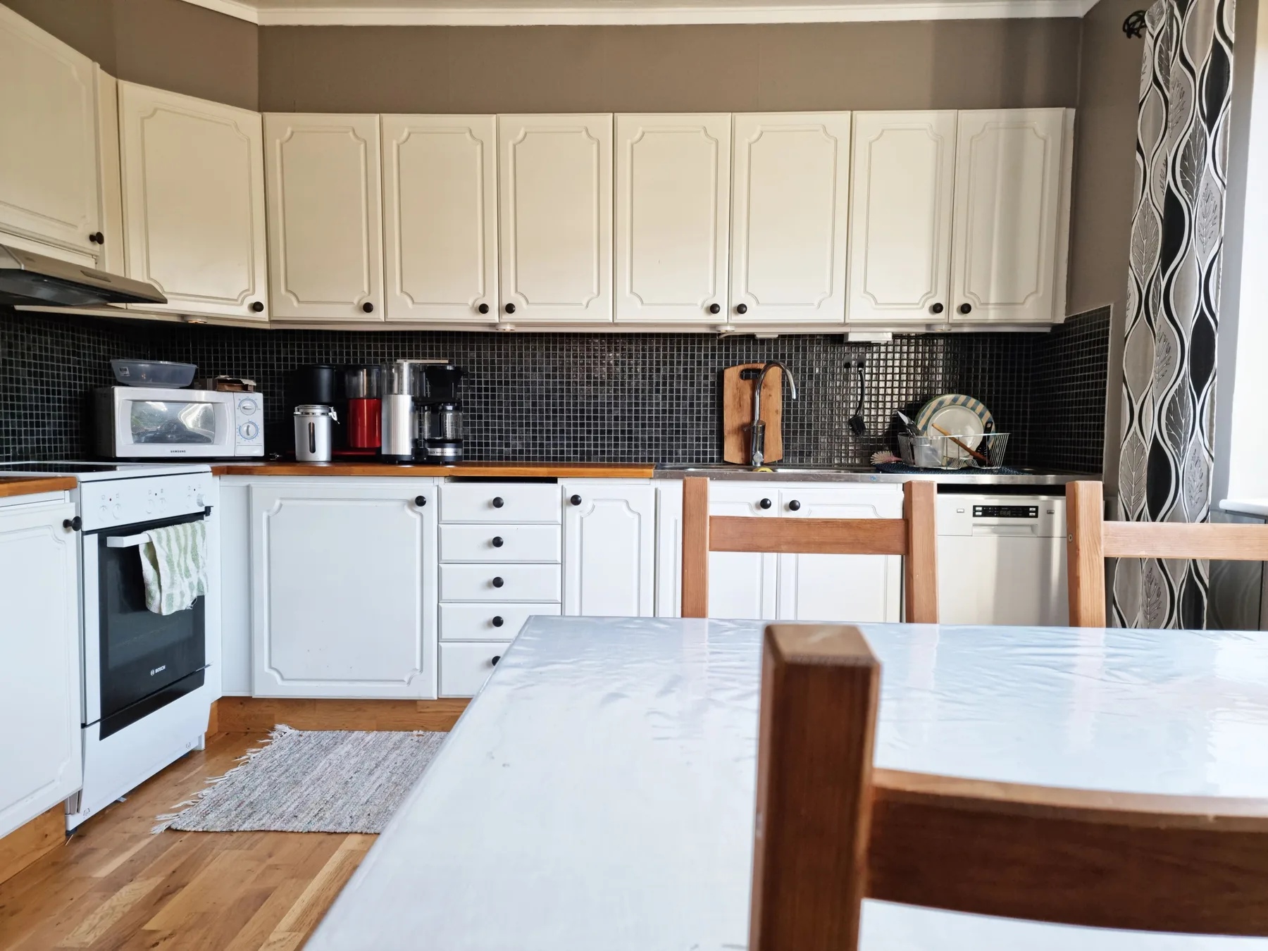 Lovely apartment, perfect for exploring Tjörn and Orust | SE09153