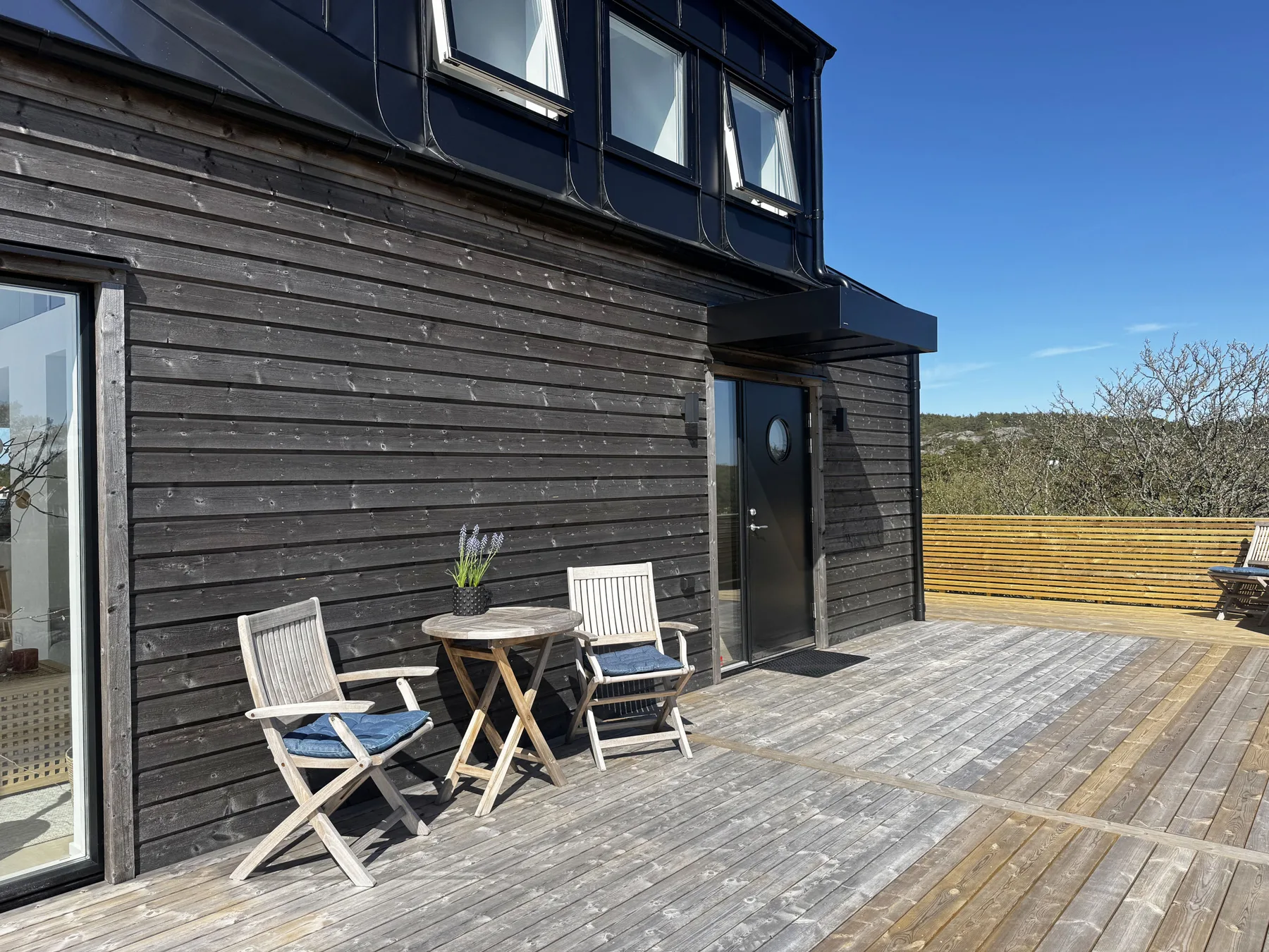Welcome to a charming holiday home in Västra Frölunda | SE08083